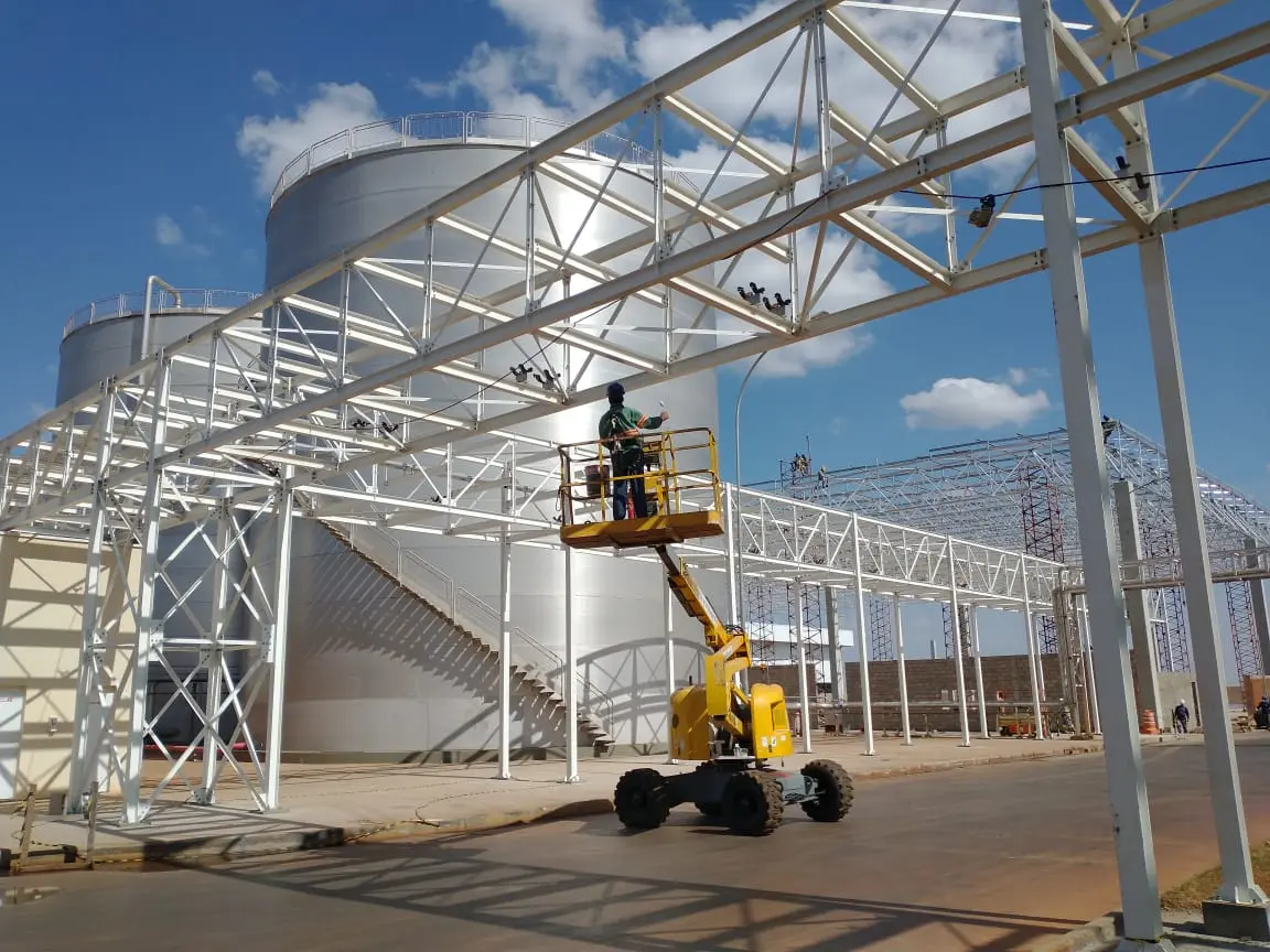 Industrial em estrutura metálica pela Baldon Engemetal